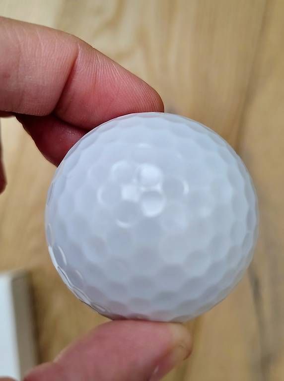 Palloni: 12 Golfbälle: Neu und unbenutzt  – Usato da Zürich venduto da Tunguskah
