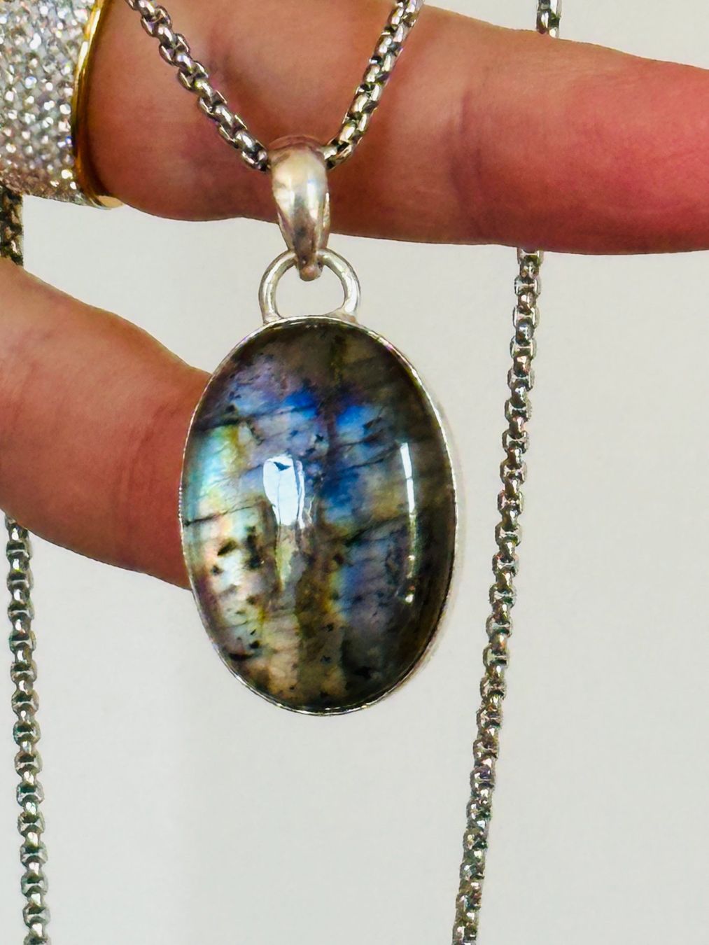 Catenine: Labradorite Gemstone Handmade Jewelry necklace – Nuovo e nell'imballaggio originale da Genève venduto da AGBERG