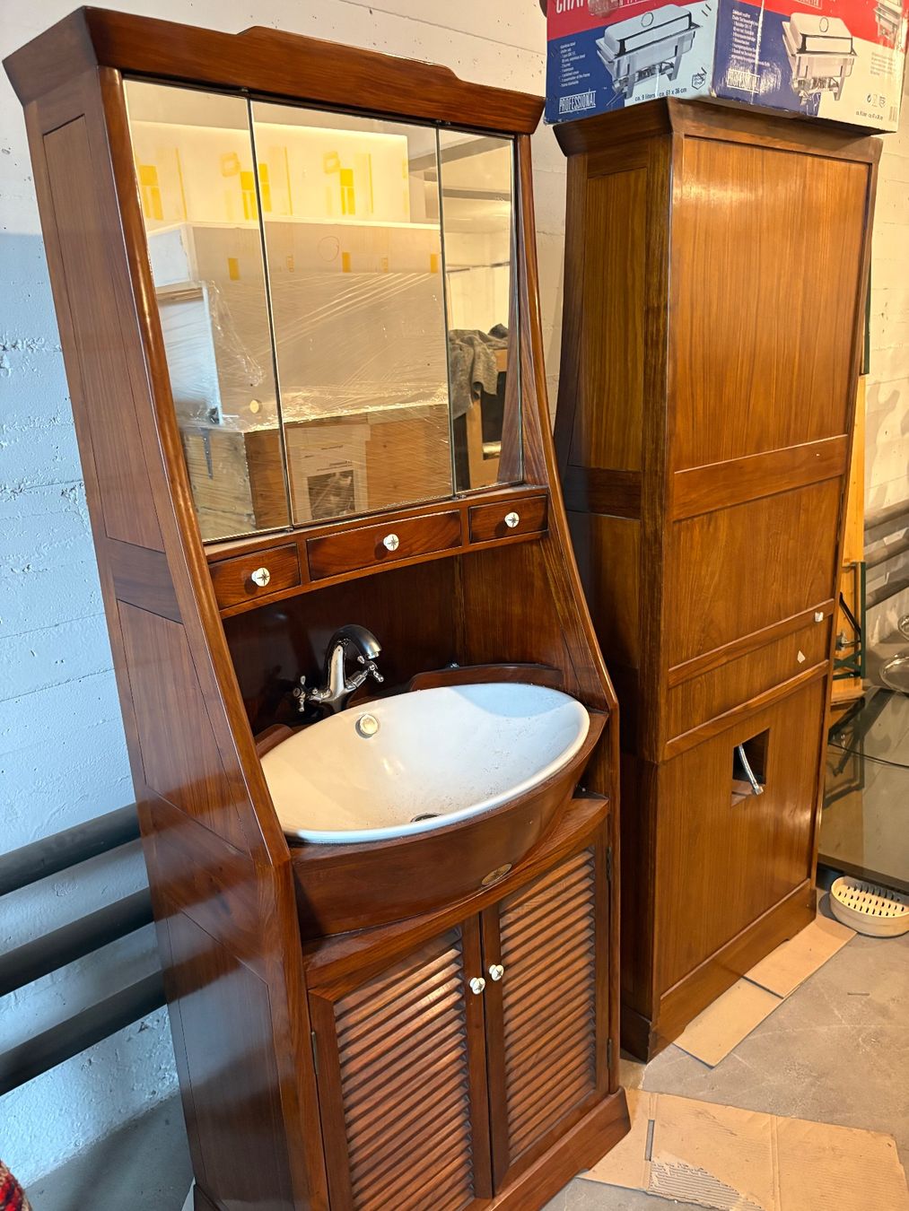 Installations & Meubles: 2-teiliges Badezimmermöbel-Set aus Kirschholz – Neuf (Voir description) à Zürich par ste_8x6v