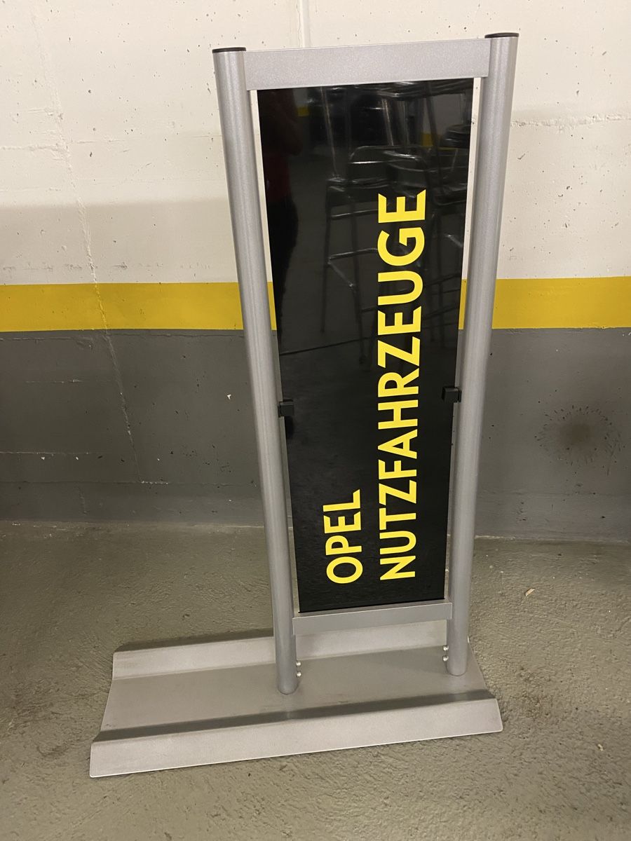 Altro in Decorazioni & Accessori: Ständer neben Opel Nutzfahrzeug – Usato da Hägglingen venduto da Karin0802