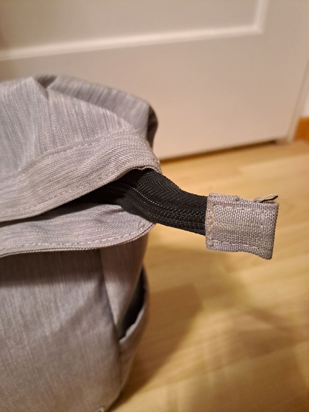 Zaini: Bagsmart Roll-Top Rucksack grau – Usato da Wädenswil venduto da FrieBro 4