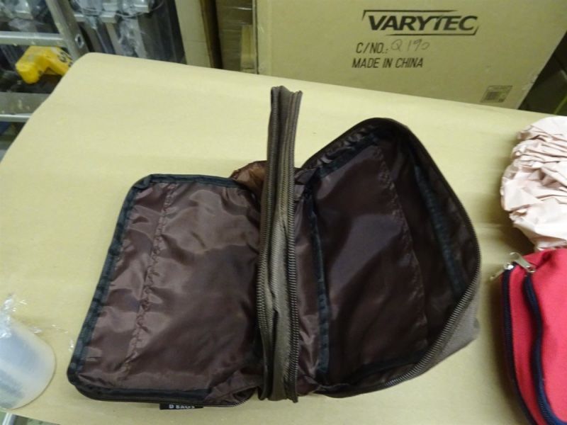 Kosmetikkoffer: 2 Stk neue Necessaire – Neu und originalverpackt aus Necker von liq24 1