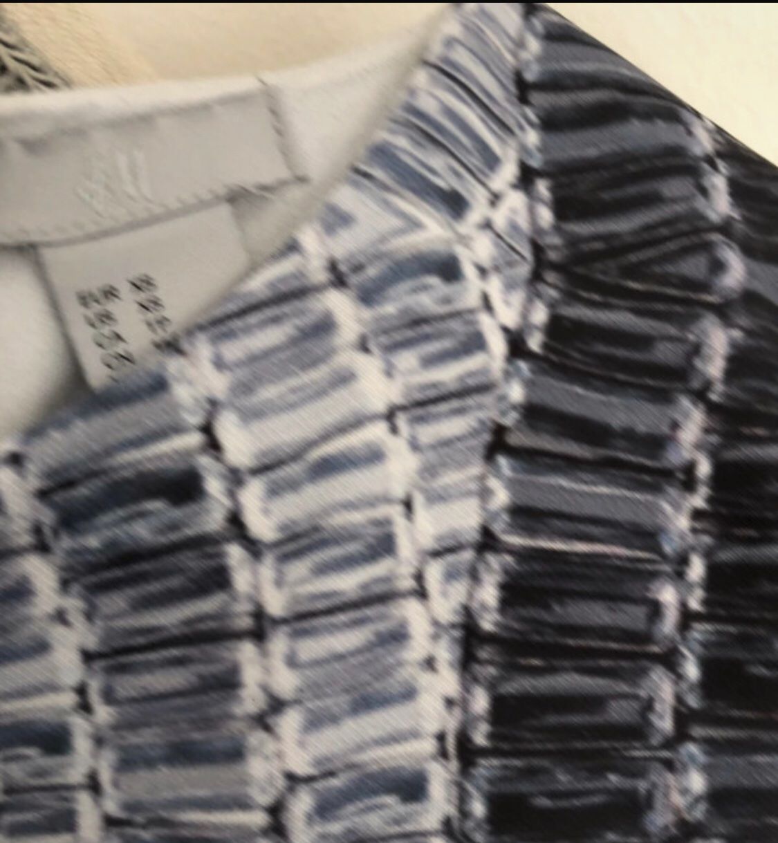 Lotti di vestiti: Neuf: Ensemble top + jupe, H&M, XS-S – Nuovo (secondo la descrizione) da Carouge GE venduto da Emilynette 4