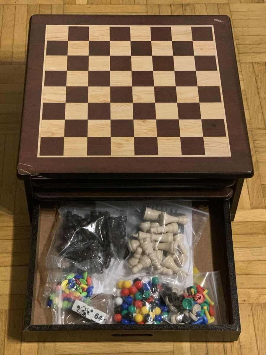 Giochi: Schach/Spiele - Box – Usato da Wangen b. Olten venduto da Finolino28 4