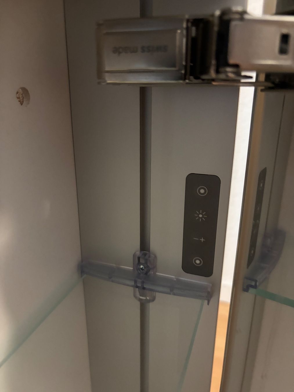 Schneider Armadietti a specchio: Schneider spiegelschrank 100 cm – Usato da Plasselb venduto da Mike760 3
