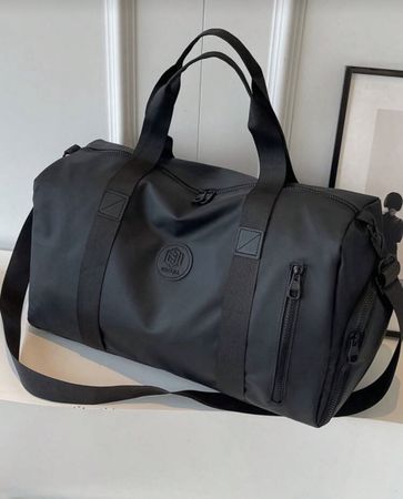 Schwarze Reisetasche/Sporttasche - Neu & Top!