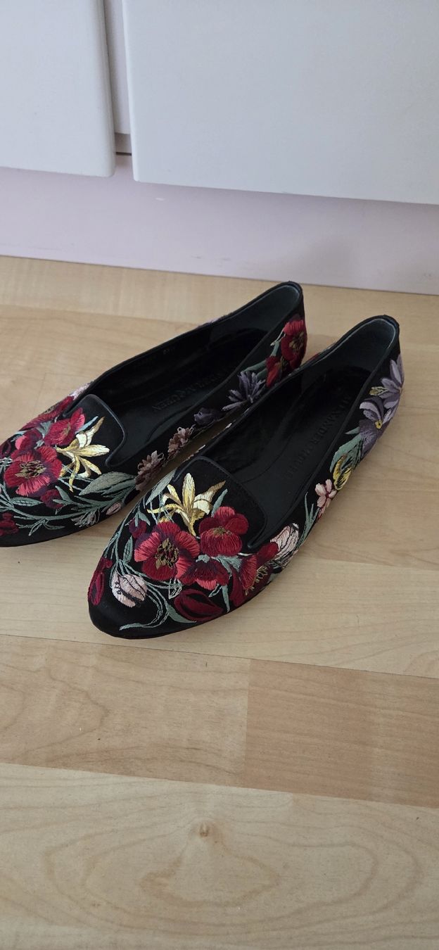 Alexander Mcqueen Chaussures femmes: Alexander McQueen Loafers 39.5 – D'occasion à Hellbühl par Oki_doki