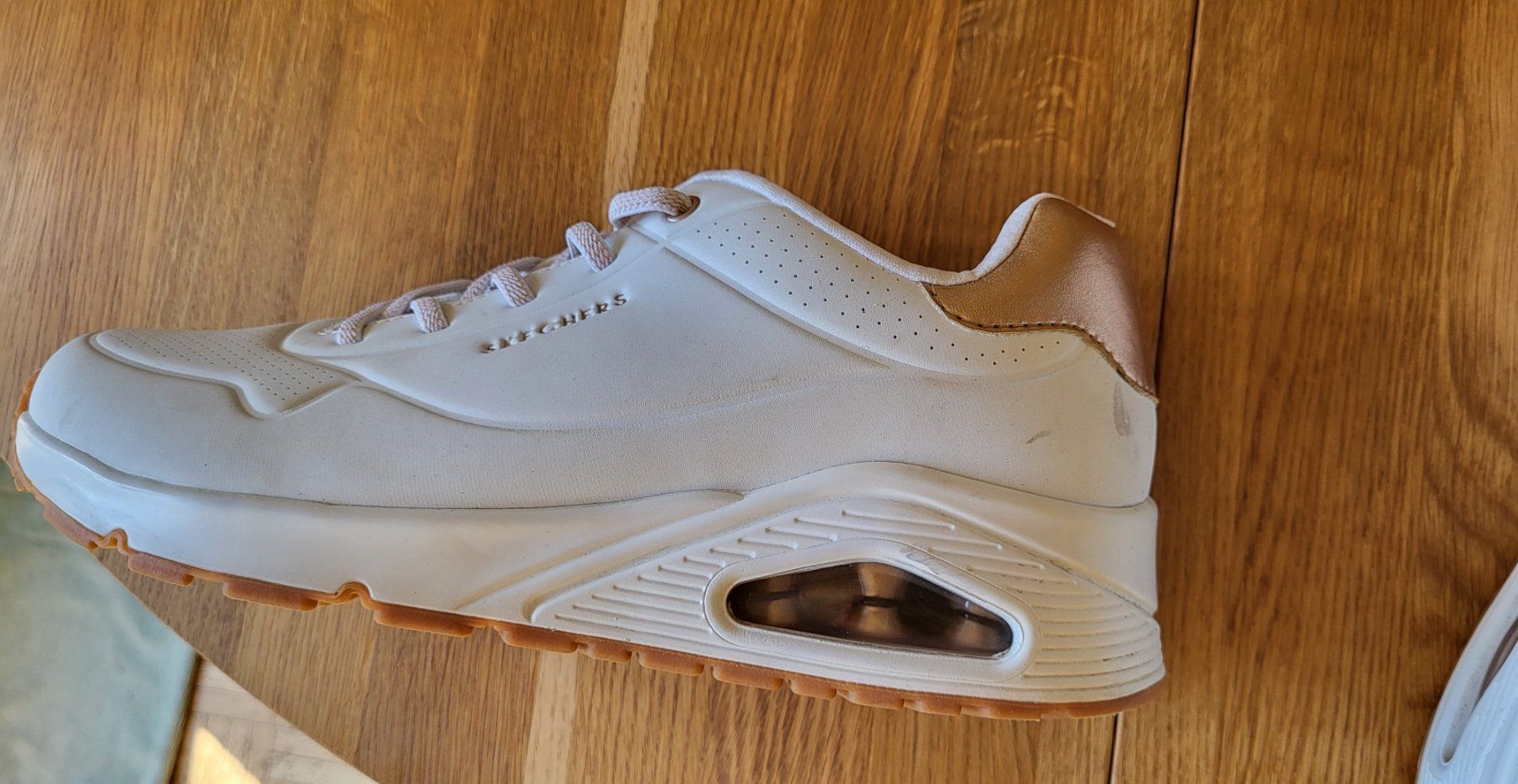 Skechers Scarpe da donna: Basket Skeachers – Usato da Lausanne venduto da cababy 1