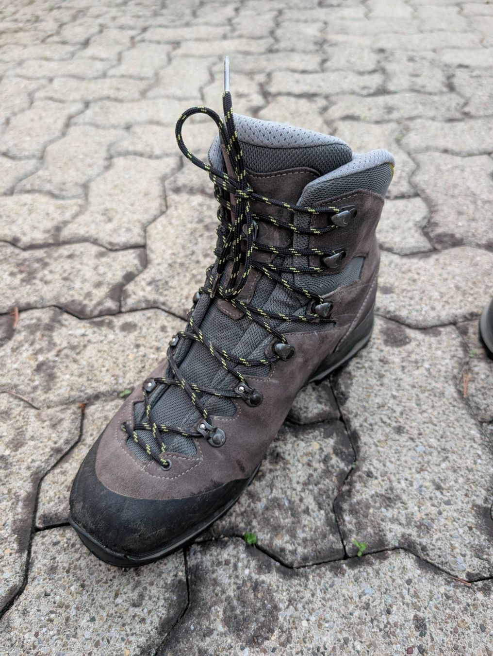 Lowa Scarpe da uomo: Lowa Wanderschuhe - Goretex - Grösse 45 – Usato da Rudolfstetten venduto da maschiin90 1