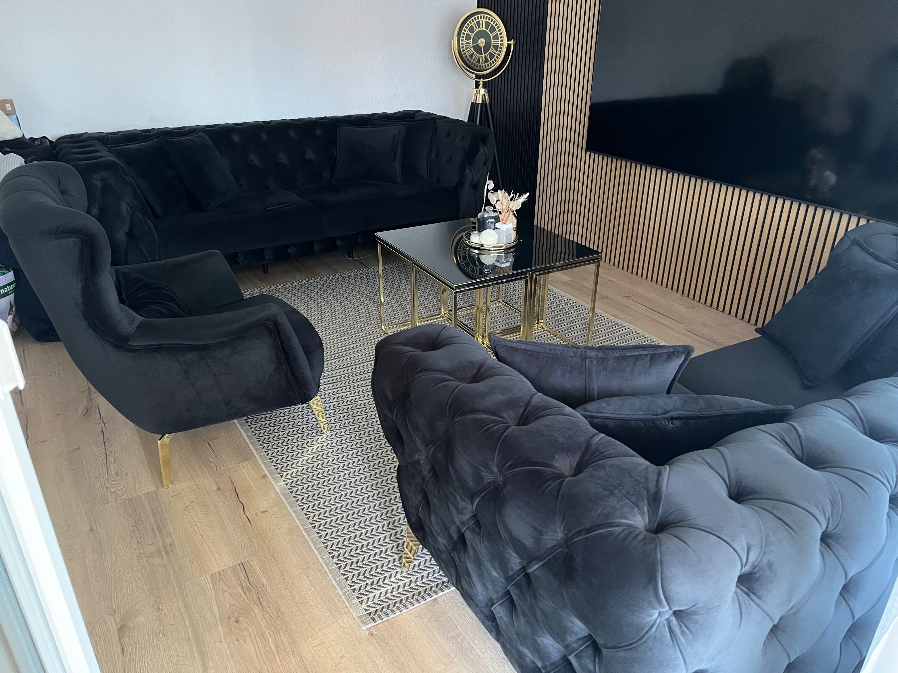 Divani: Chesterfield Sofa Set – Usato da Uetendorf venduto da Sim83