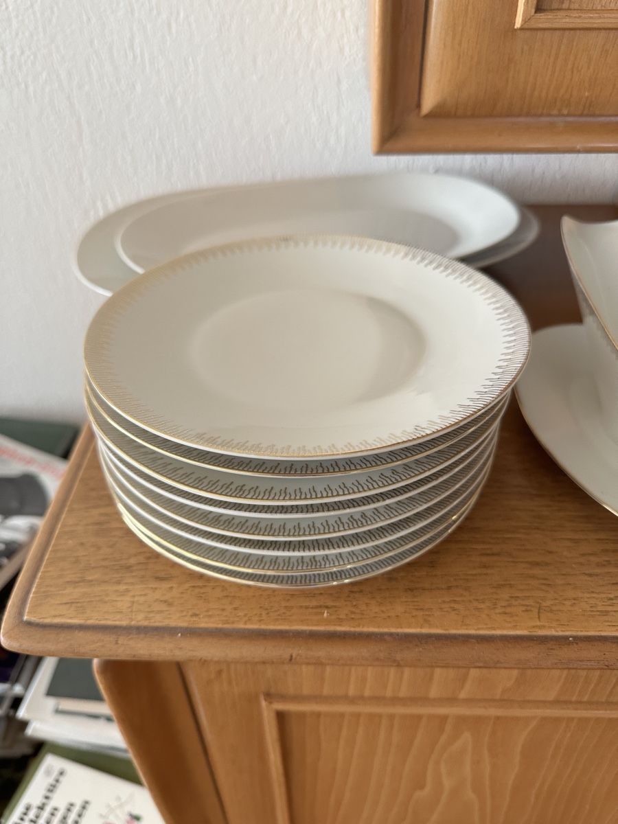 Set di piatti: Service Gedeck Geschirr – Usato da Grüningen venduto da DomegaStore 9