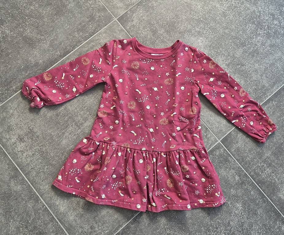 Robes et jupes: Mädchenkleid – D'occasion à Moosseedorf par shu_xbn8