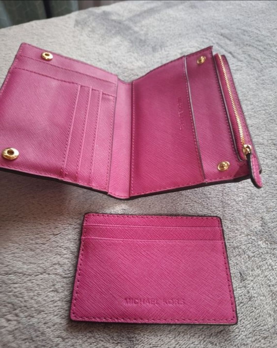 Michael Kors Portefeuilles: Portefeuille Michael Kors  – Neuf (Voir description) à Tannay par v1n1p00h 1