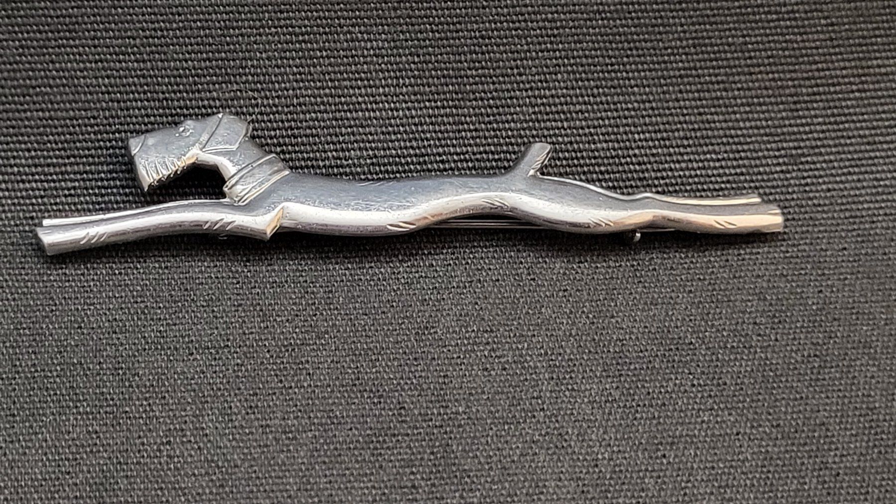 Spille & Fermagli: Vintage -Brosche  SCHNAUZER Art Deko – Usato da Basel venduto da spinne02 1