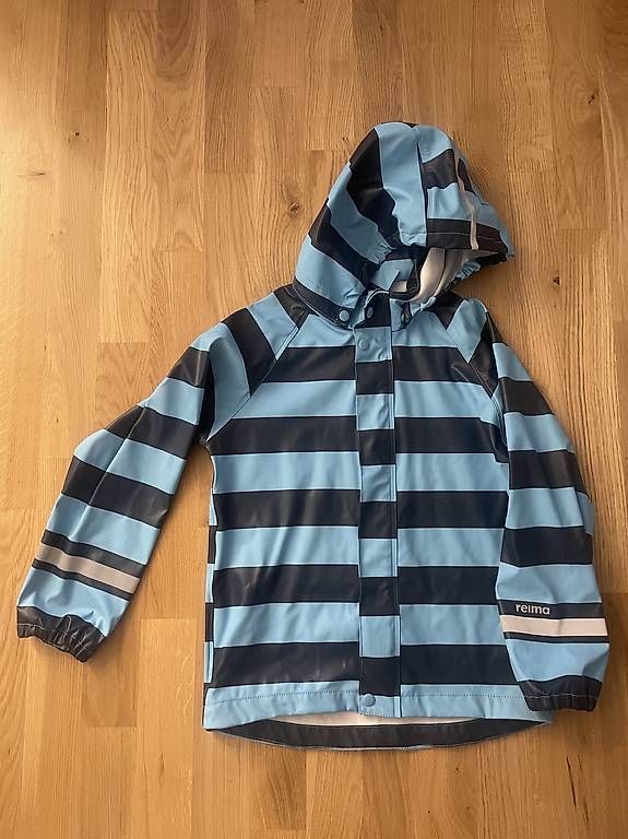 Jacken & Mäntel: Regenjacke - Reima – Gebraucht aus Zürich von Kathikap