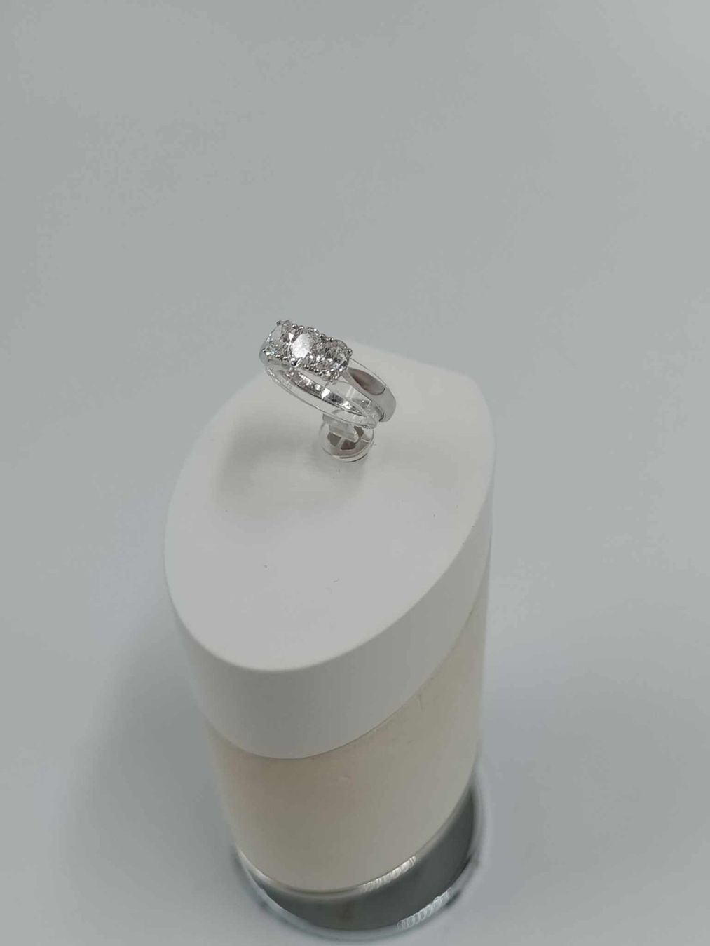 Ringe: DIAMANTRING IN 750 WEISSGOLD – Gebraucht aus Luzern von EdiGem 8