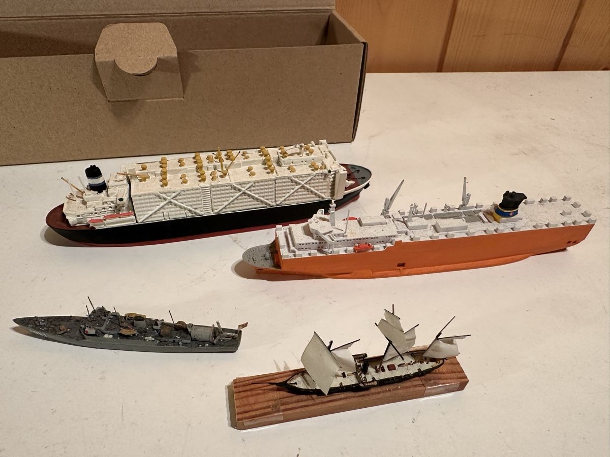Kit di modellismo & Modellini statici: 4 stk model Schiffen – Usato da Dietikon venduto da moradi24 1