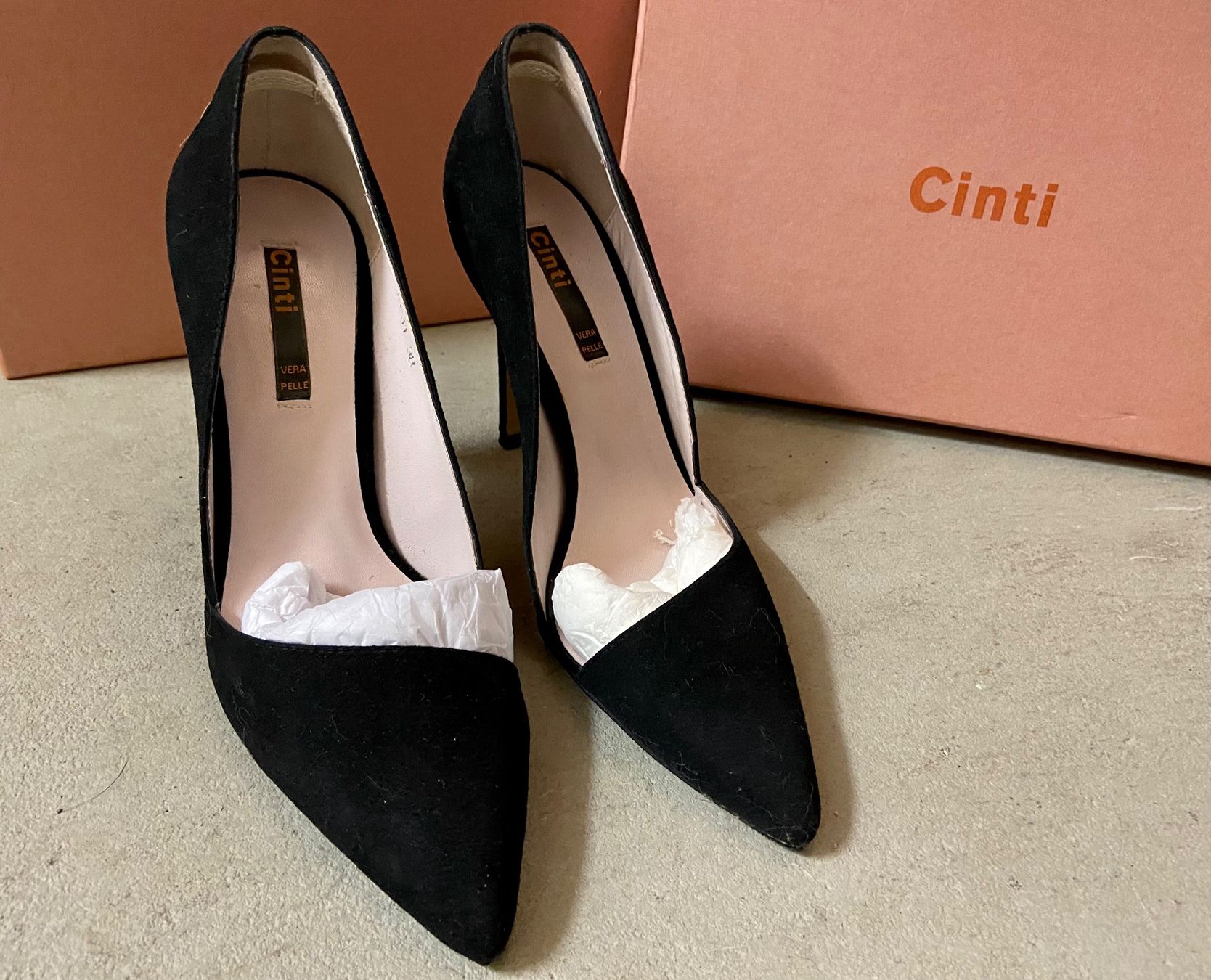 Scarpe da donna: Schwarze Wildleder High Heels - Grösse 38 – Usato da Uitikon Waldegg venduto da frl_muller