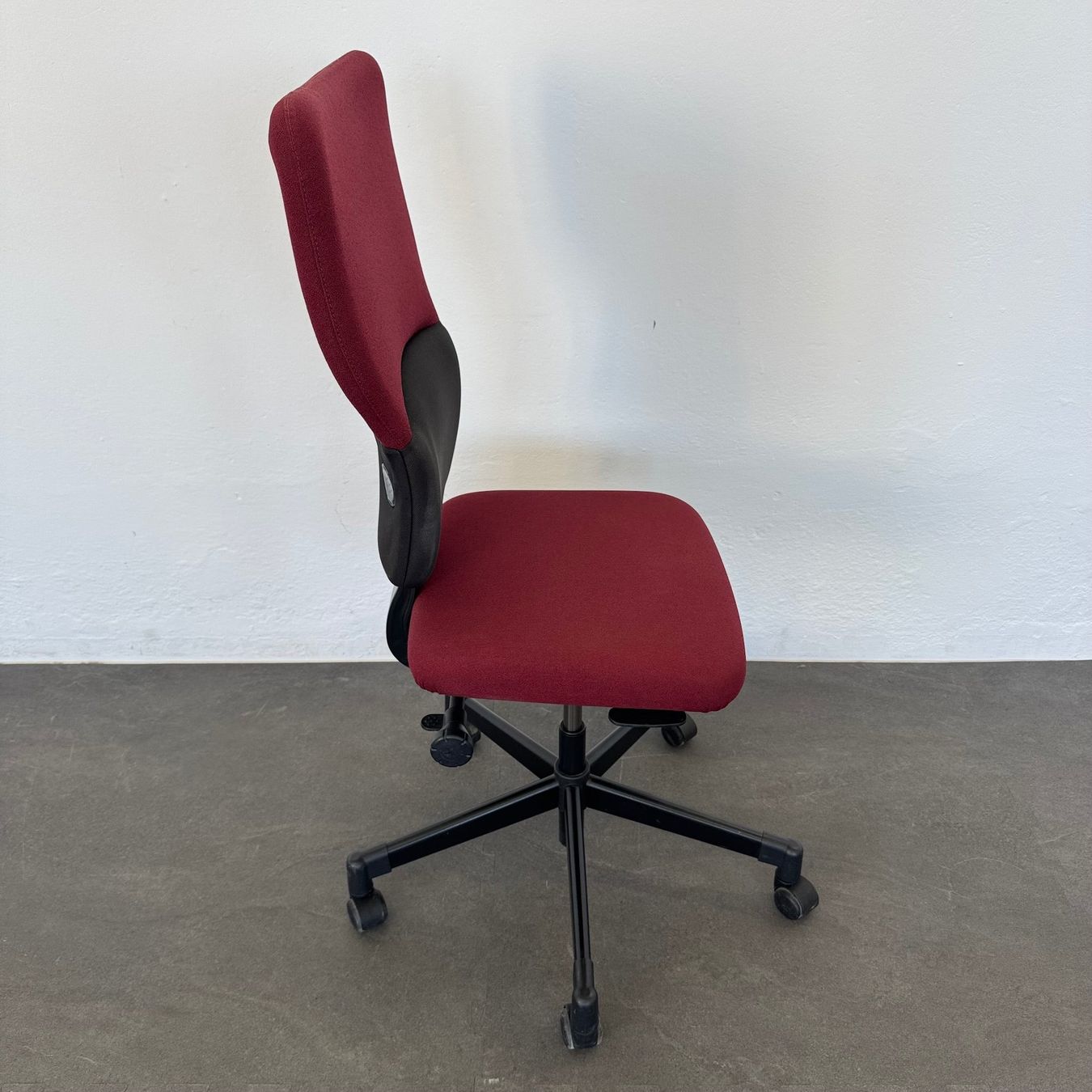 Steelcase Sedie: Steelcase Let's B Bürodrehstuhl – Usato da Schönenwerd venduto da mcofficeshop 2