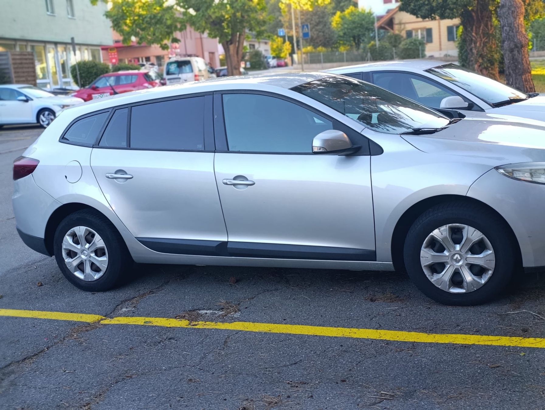 Renault Automobili: Renault Mégane 1.5 – Usato da Brügg BE venduto da boc_8nxx 4