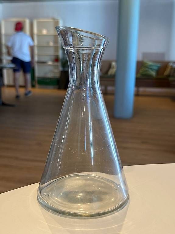 Caraffe: Glaskaraffe konisch, 0.3 L, Gastro Zürich – Usato da Zürich venduto da inf_5zz5