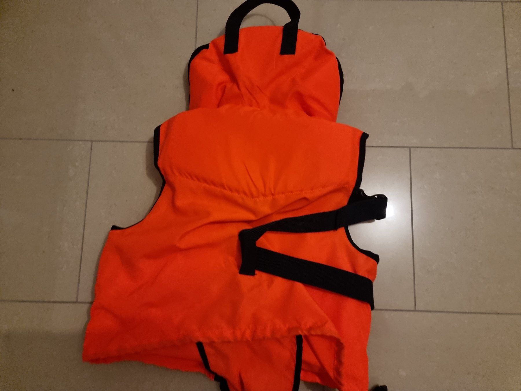 Giubbotti di salvataggio: Neue Kinder Schwimmweste 30-40 Kg – Usato da Ebikon venduto da Brenodor 1
