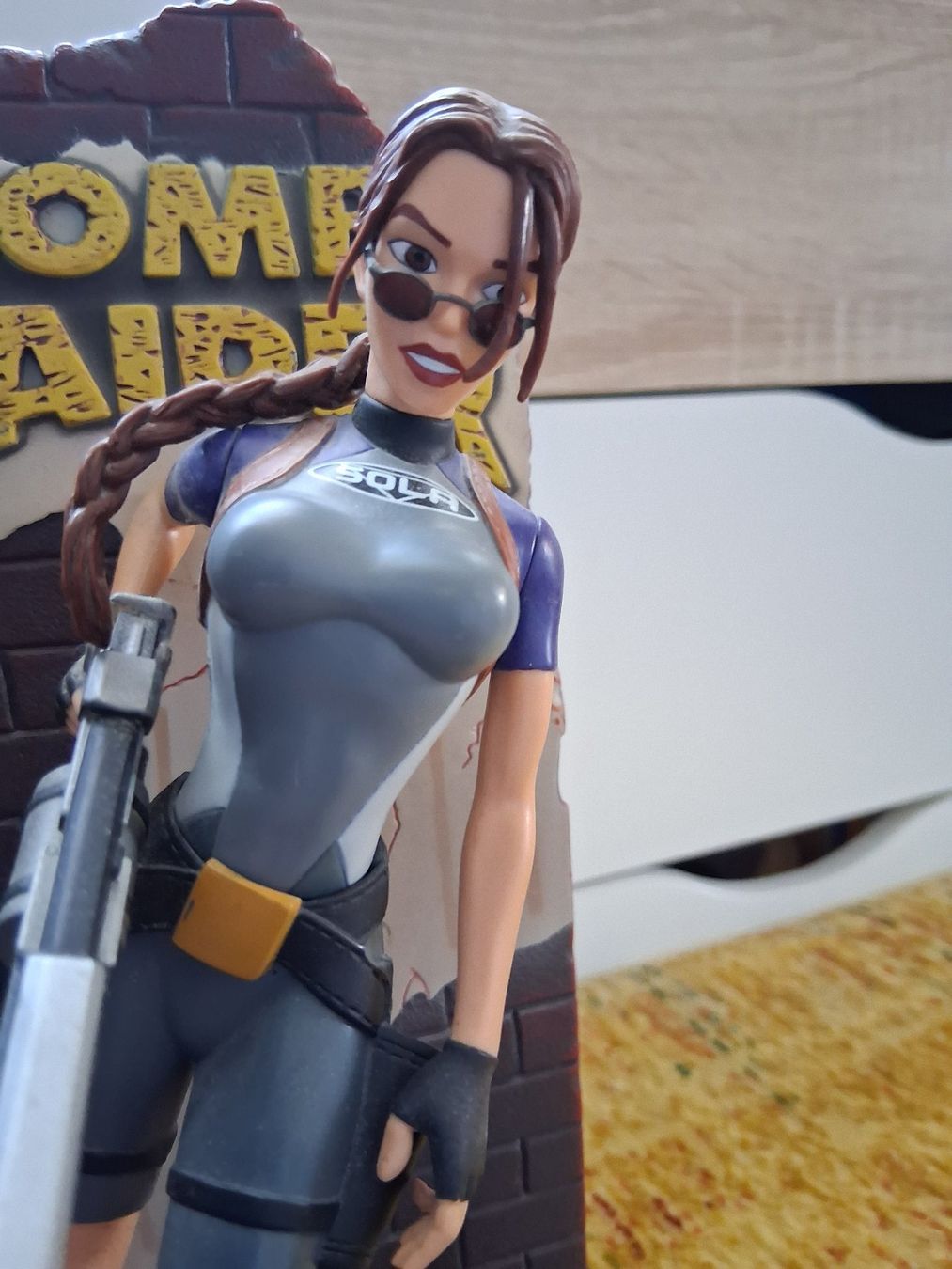 Statuette: Statue Lara Croft Tomb Raider – Usato da Aigle venduto da Marcagapit 7