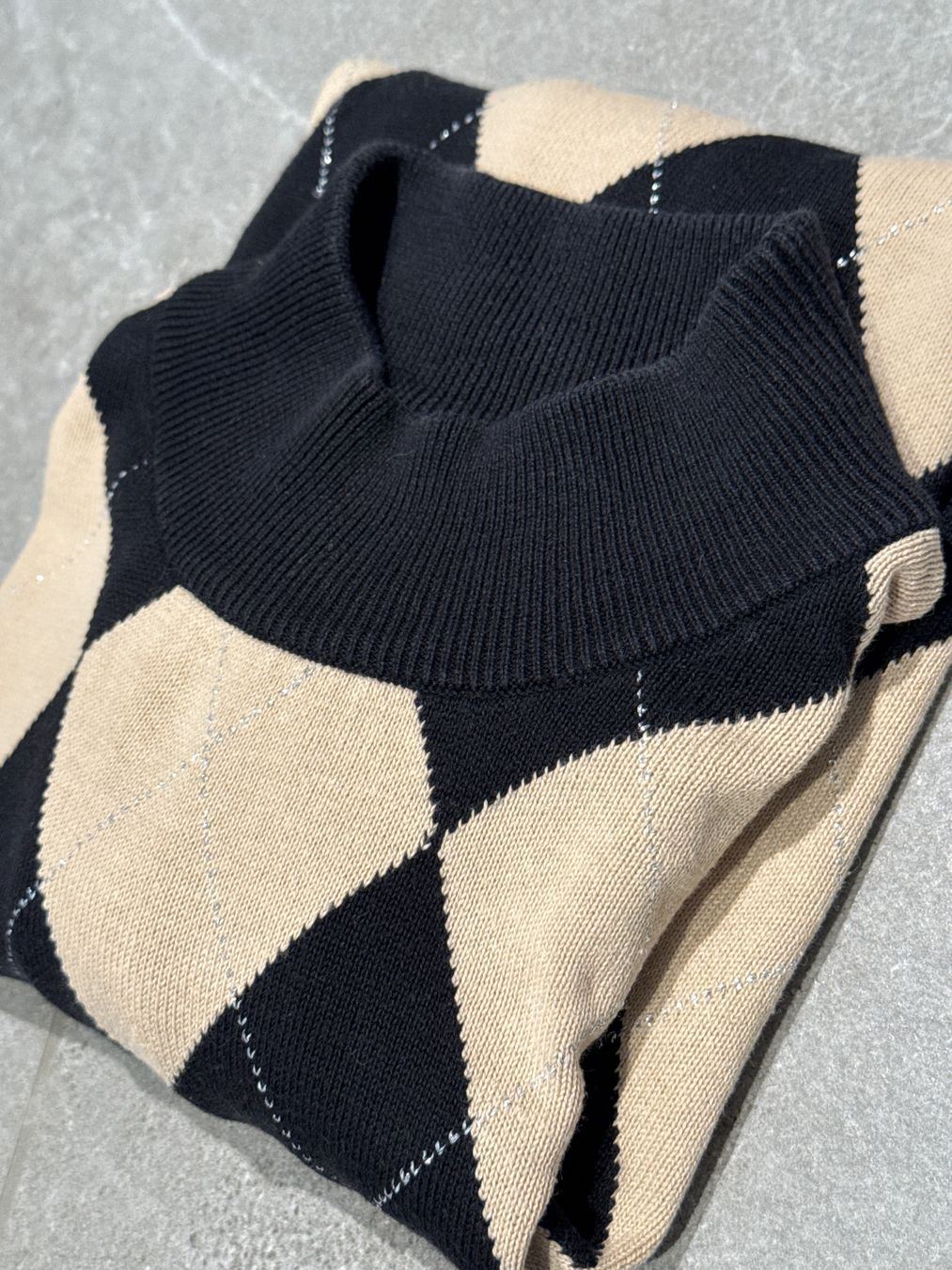 T-shirt: Damen Feinstrick TSHIRT S/M – Usato da Amriswil venduto da used2use 3