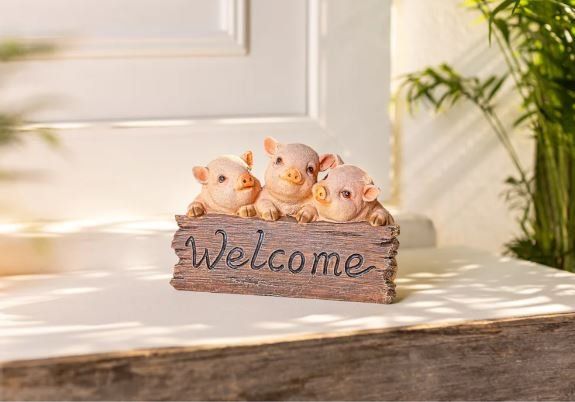 Statuette: Dekofigur Welcome Säuli (24 cm) – Nuovo e nell'imballaggio originale da Langenbruck venduto da Gumsi 1
