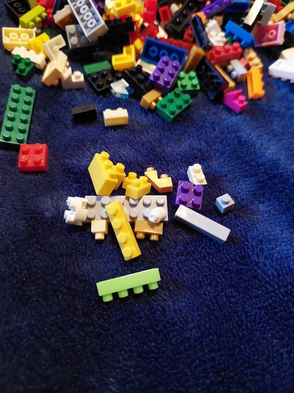 Kit di costruzioni: Mini Micro Briques de Constructions 2,390 Pièces environ. – Usato da Tramelan venduto da Belleza82 2