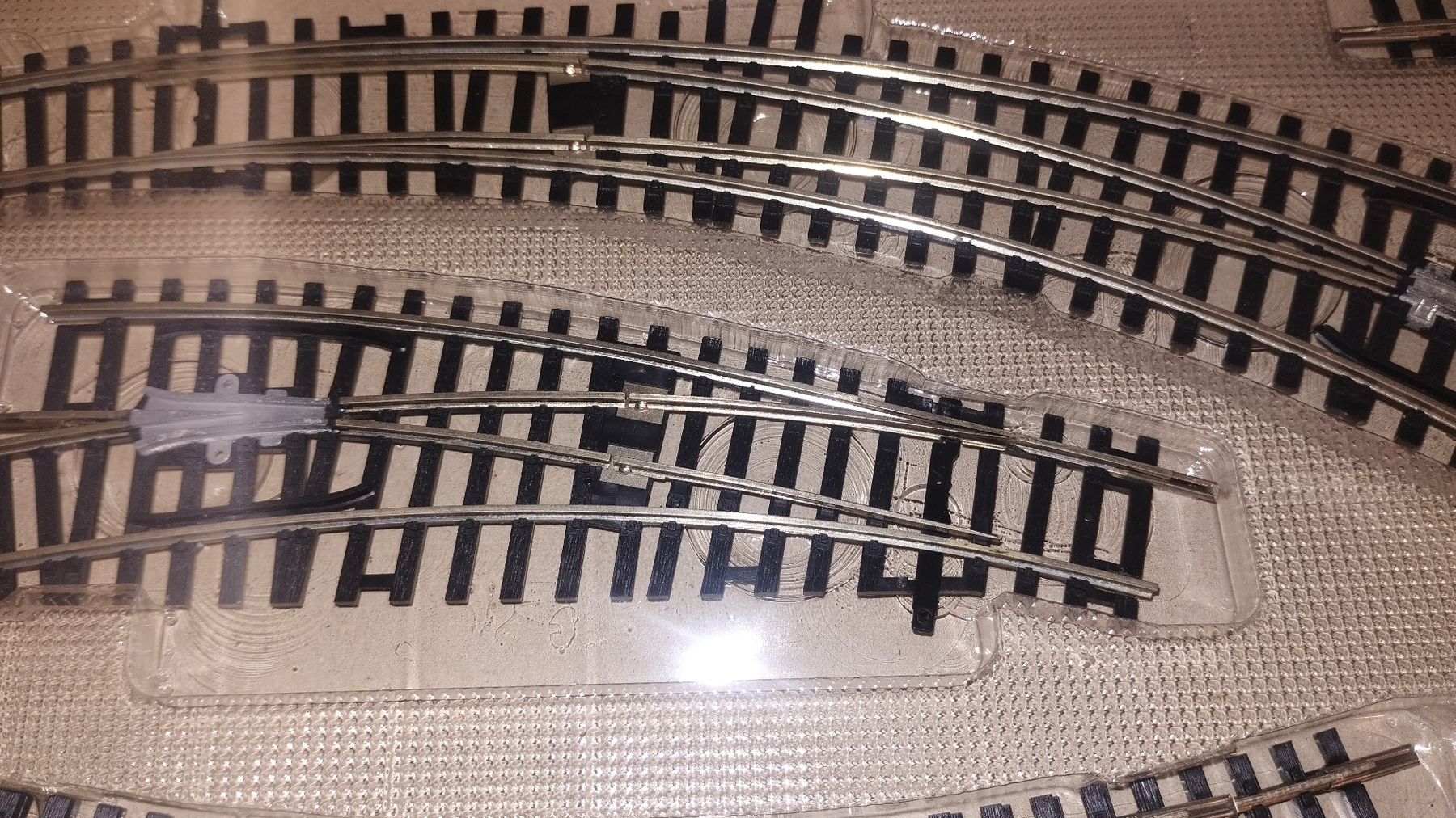 Roco Modelleisenbahnen: Bogenweichen Spurwechsel – Gebraucht aus Chur von luchs59 1