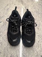 Balenciaga Triple S Sneaker, Schwarz, Grösse 41, Top!