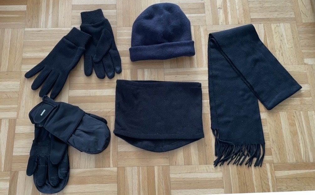 Lotti di vestiti: Set: Mütze, Halstücher, Handschuhe – Usato da Rüfenacht BE venduto da lavok 2