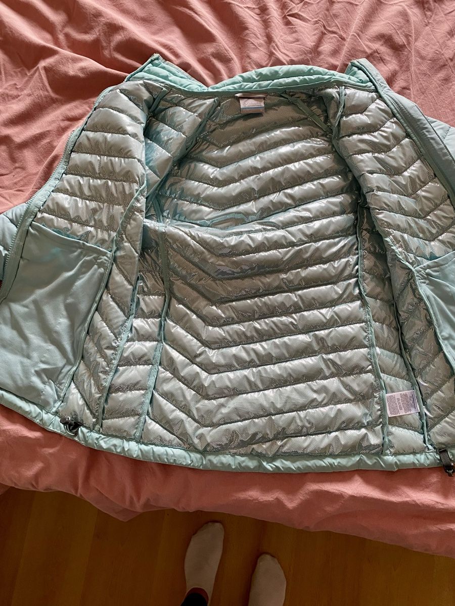 Columbia Jacken: Veste Columbia – Neu (gemäss Beschreibung) aus Bretigny-Morrens von Xaya89 2