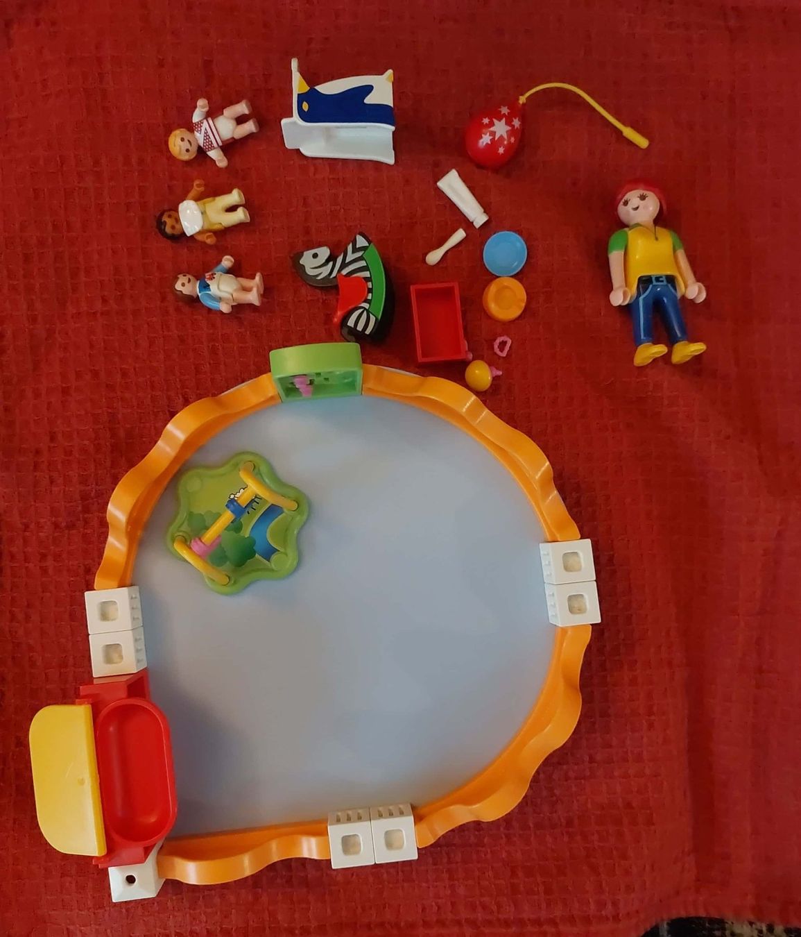 Statuette: Playmobil Krabbelgruppe – Usato da Breitenbach venduto da Lucky0518 1