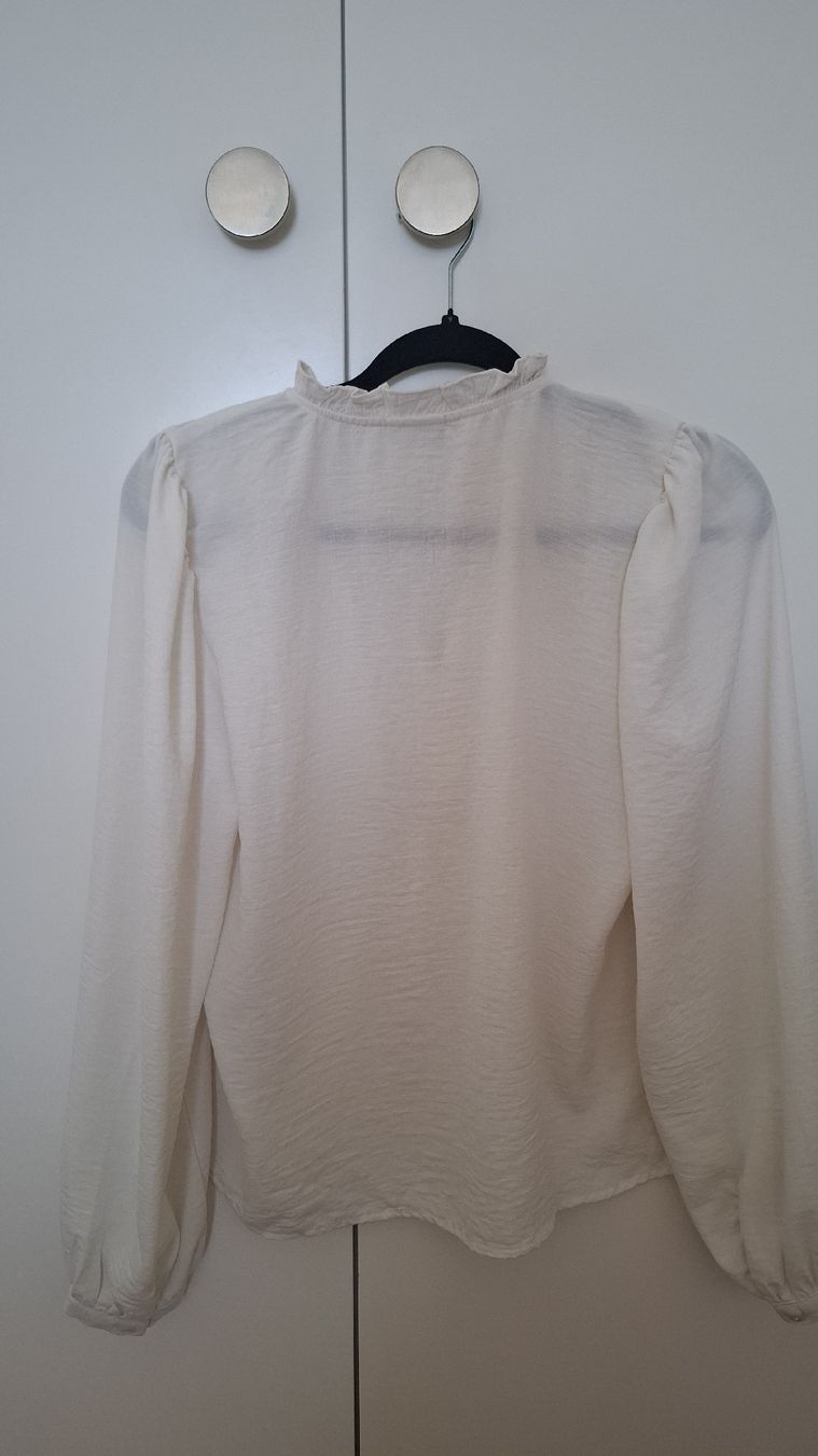 Chemisiers: Blouse JDY cream size S excellent condition – D'occasion à Hausen am Albis par ann_2kkx 2