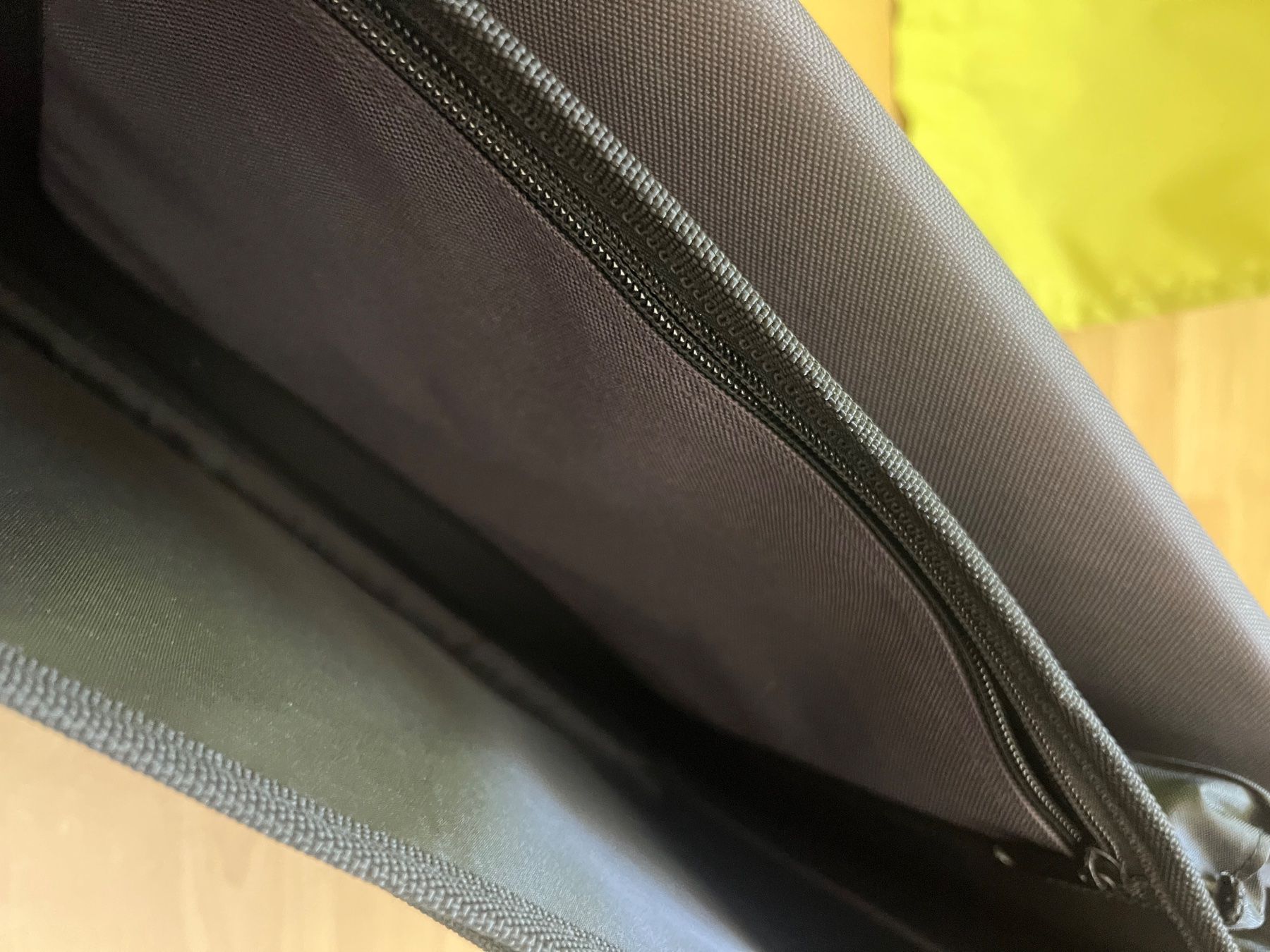Valigie & Borse: Arbeitstasche/Laptoptasche/ Aktentasche – Usato da Grenchen venduto da nic_87y9 4