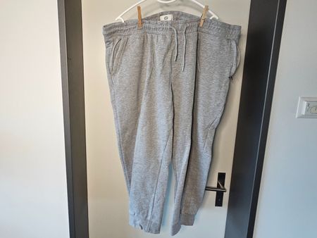 Gemütliche C&A Jogginghose Gr. XL - Ideal für den Herbst