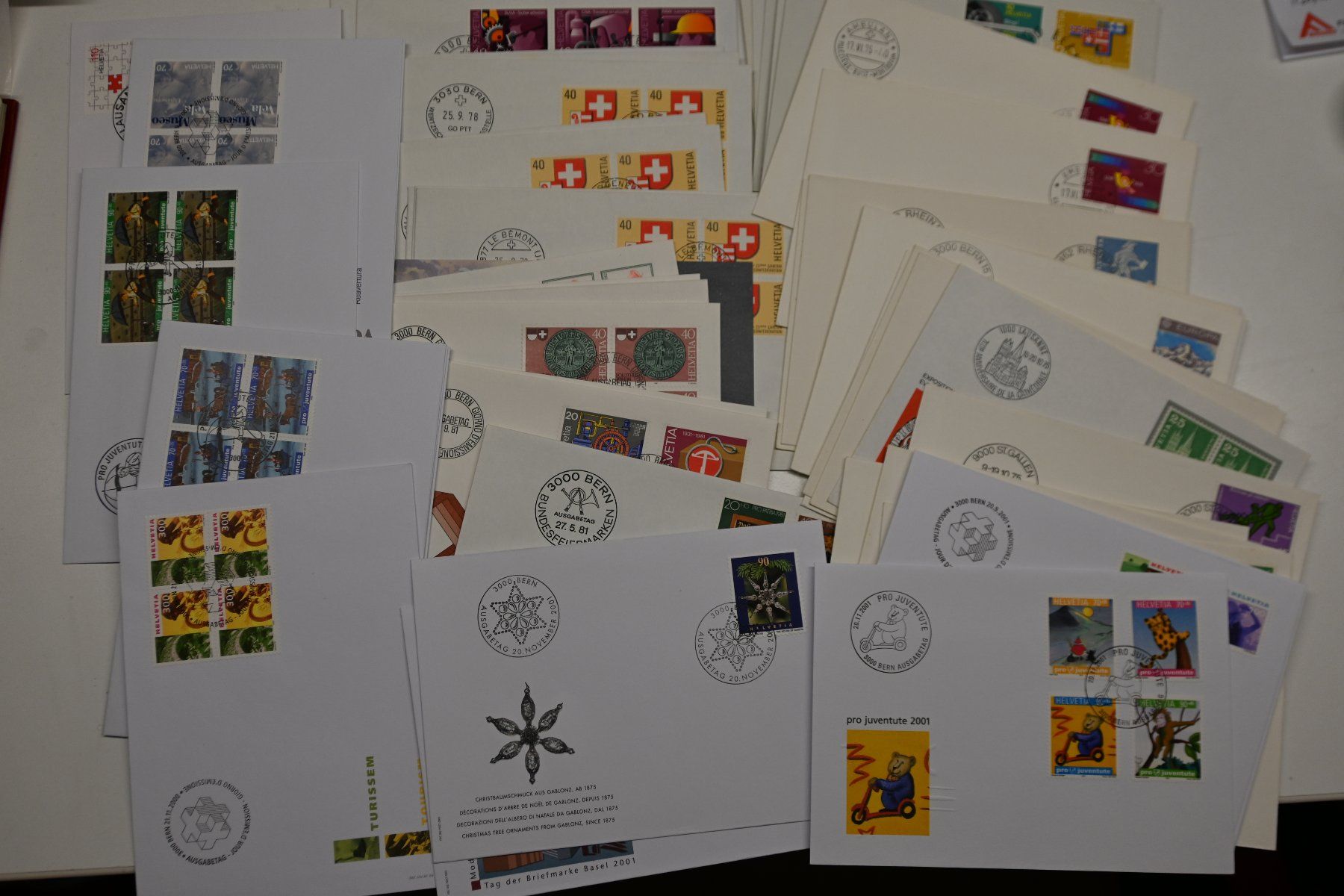 Alle Briefmarken: 1 Lot Briefmarken/Postkarten/Briefe/FDC – Gebraucht aus Steffisburg von Charlamov 4
