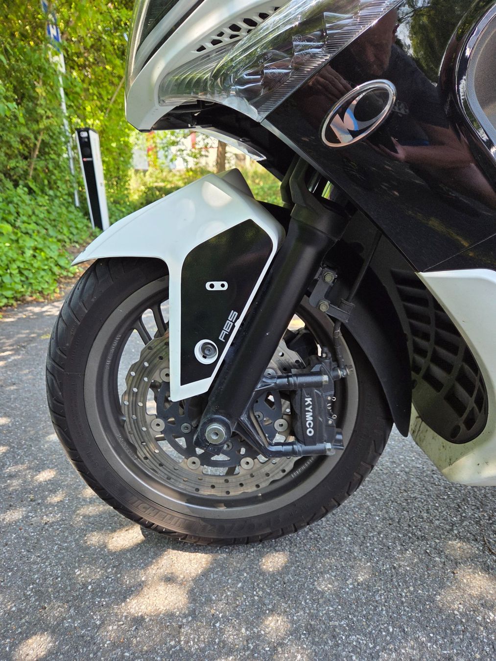 Kymco Scooters: Kymco Xciting 400i Roller weiss – D'occasion à Schaffhausen par kaeufer12 8