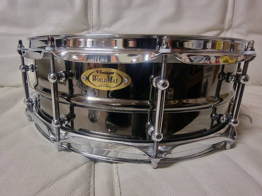 Strumenti musicali: WorldMax 14" x 5'' Black Brass Snare Drum – Usato da Mur (Vully) FR venduto da Bigwhite