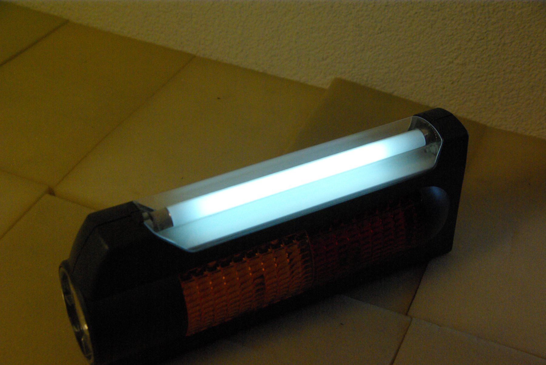 Lampade: Krypton Bright Handlampe, Warnlampe – Usato da Herisau venduto da Cevianer1844 6