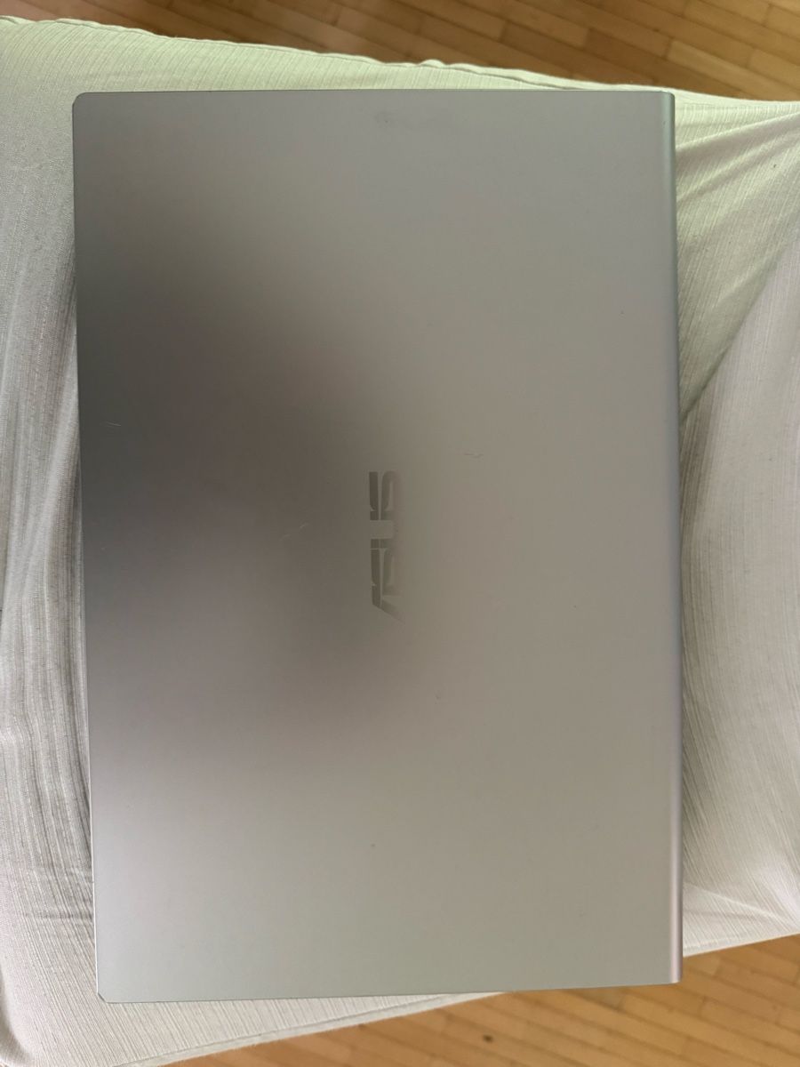 Asus Notebooks: ASUS X415  – Defekt aus Adliswil von Busys 2