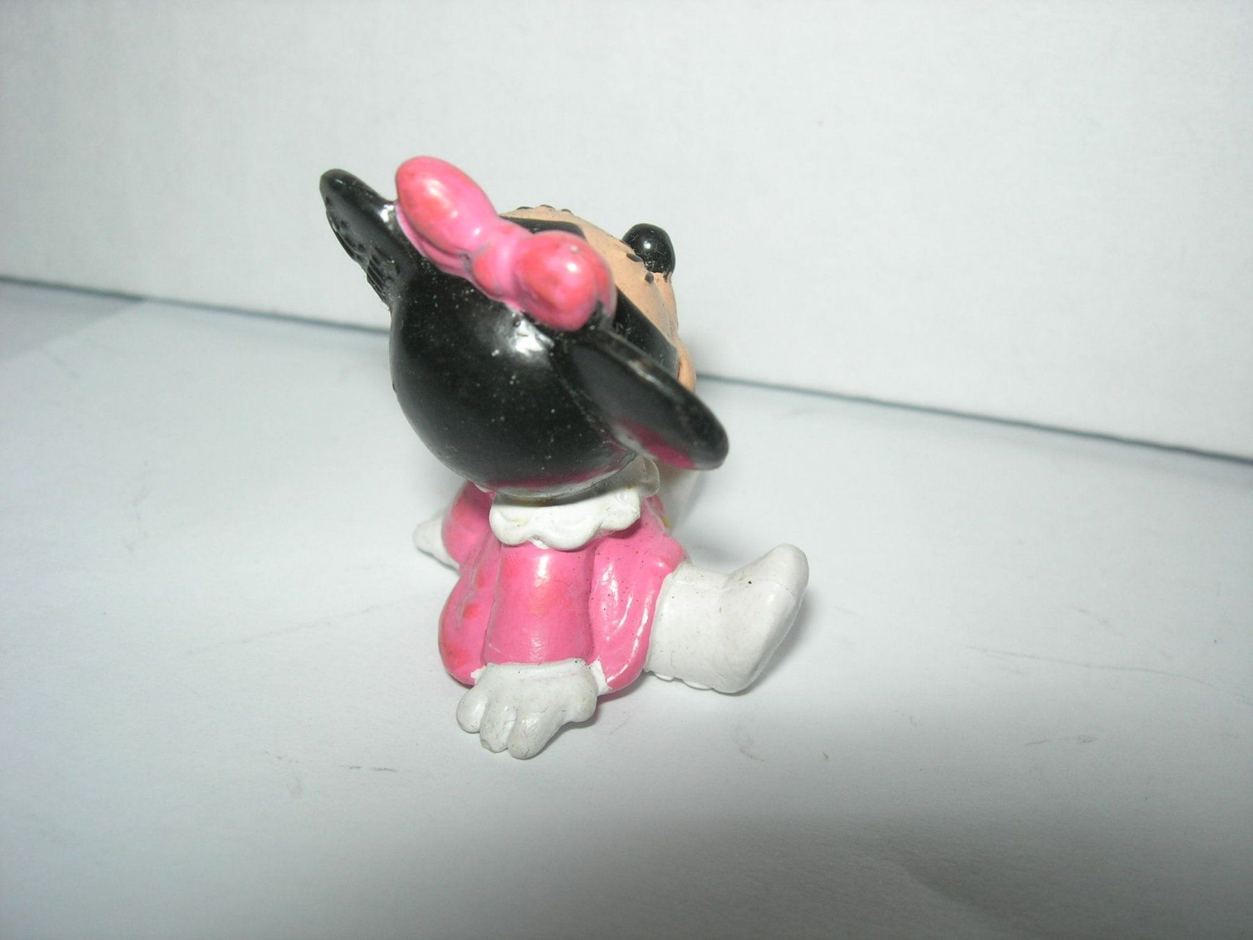 Bullyland Figuren: Minnie Maus  Disney – Gebraucht aus Hornussen von Corvette- 2