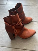 Tamaris Stiefeletten braun Wildleder Grösse 41 NEU