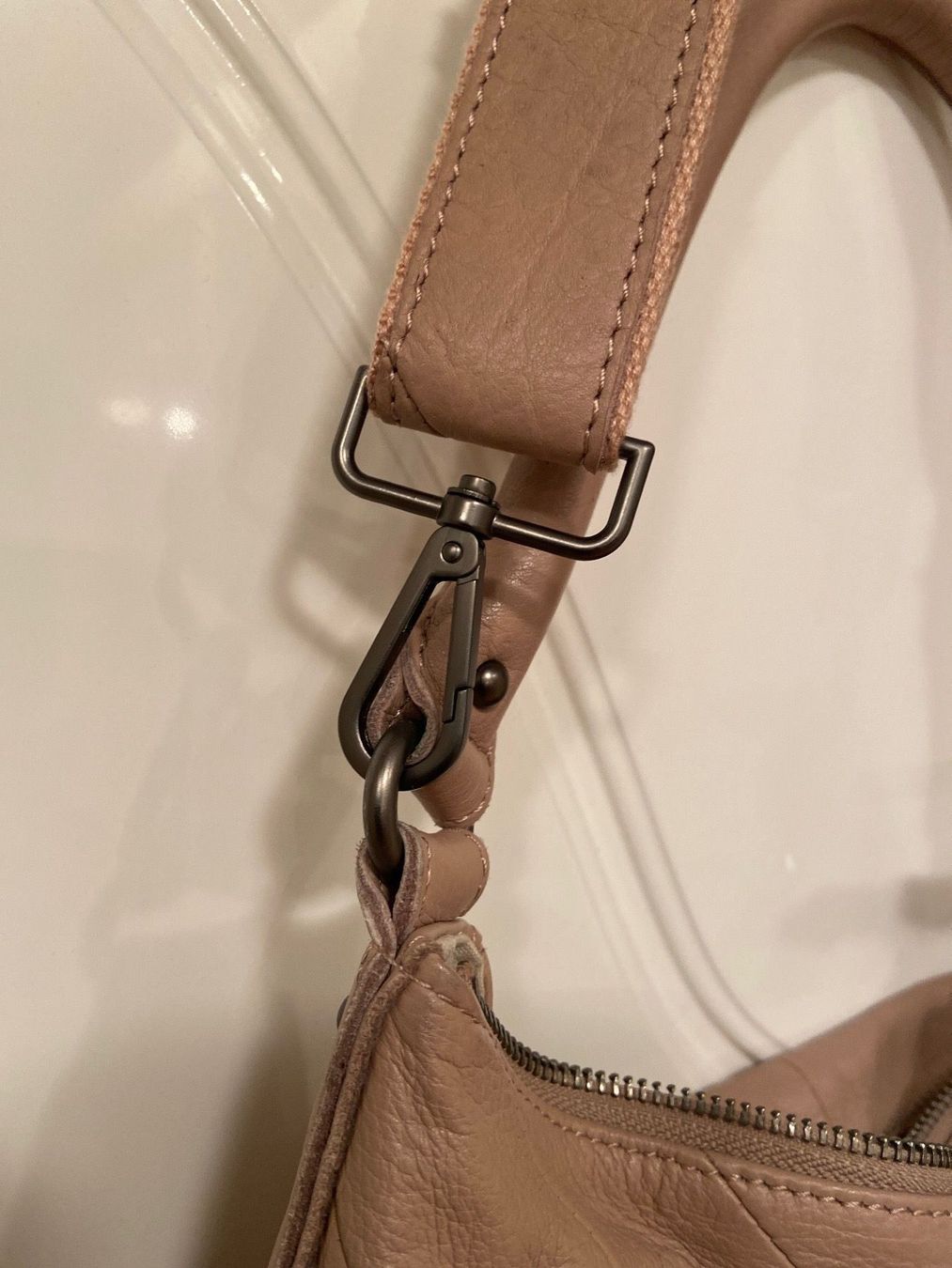 Borse da donna: FREDsBRUDER Ledertasche Pouder-Rosa – Nuovo (secondo la descrizione) da Klingnau venduto da jazz065 3