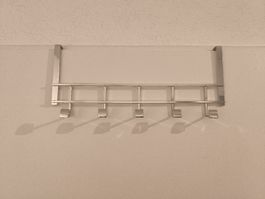 Türgarderobe aus Metall mit 5 Haken