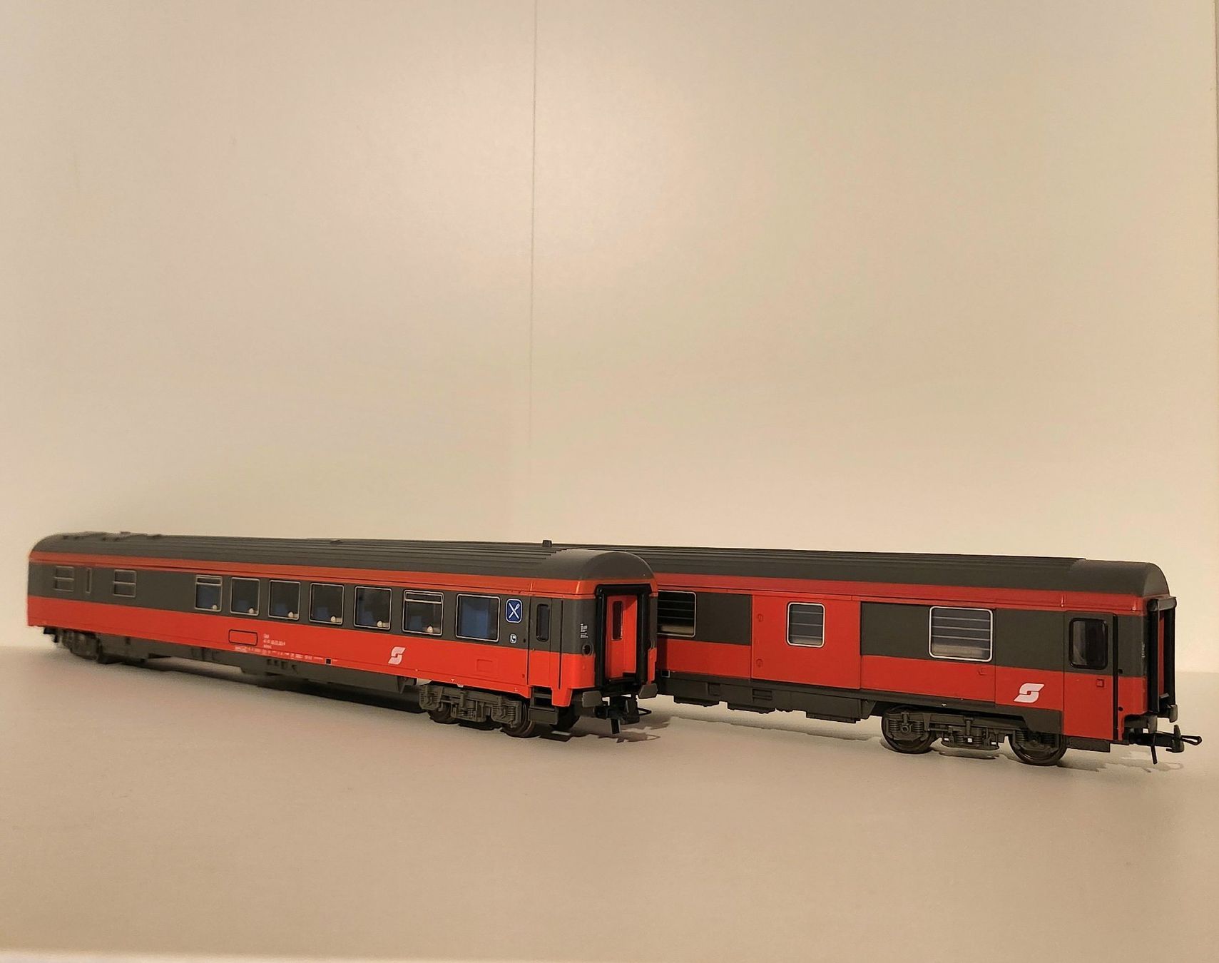 Roco Modellini di ferrovie: Roco ÖBB WRmz & BDmz, DC H0 – Usato da Wittenwil venduto da ced_q8j7 1