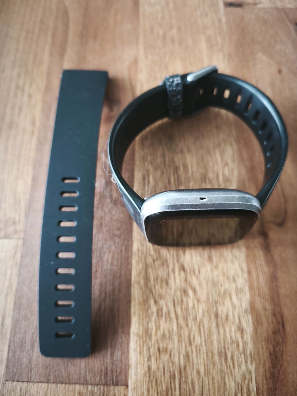 Fitbit Smartwatch: fitbit versa 2 Ersatzteile – Usato da Dänikon ZH venduto da Coricat 2