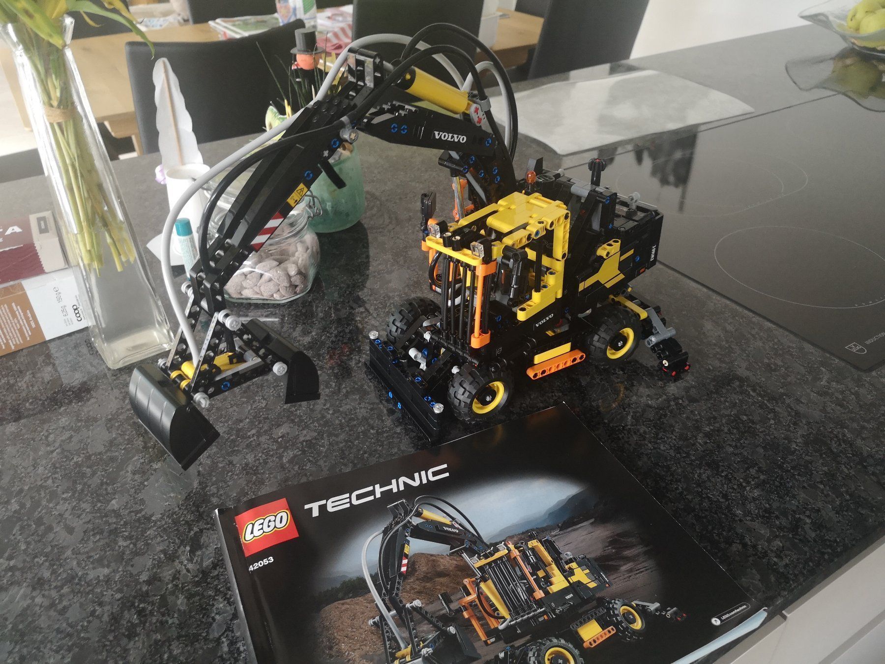 Lego Kit di costruzioni: Lego Technik 42053 Volvo EW 160E – Usato da Bremgarten AG venduto da Davidiusi 1